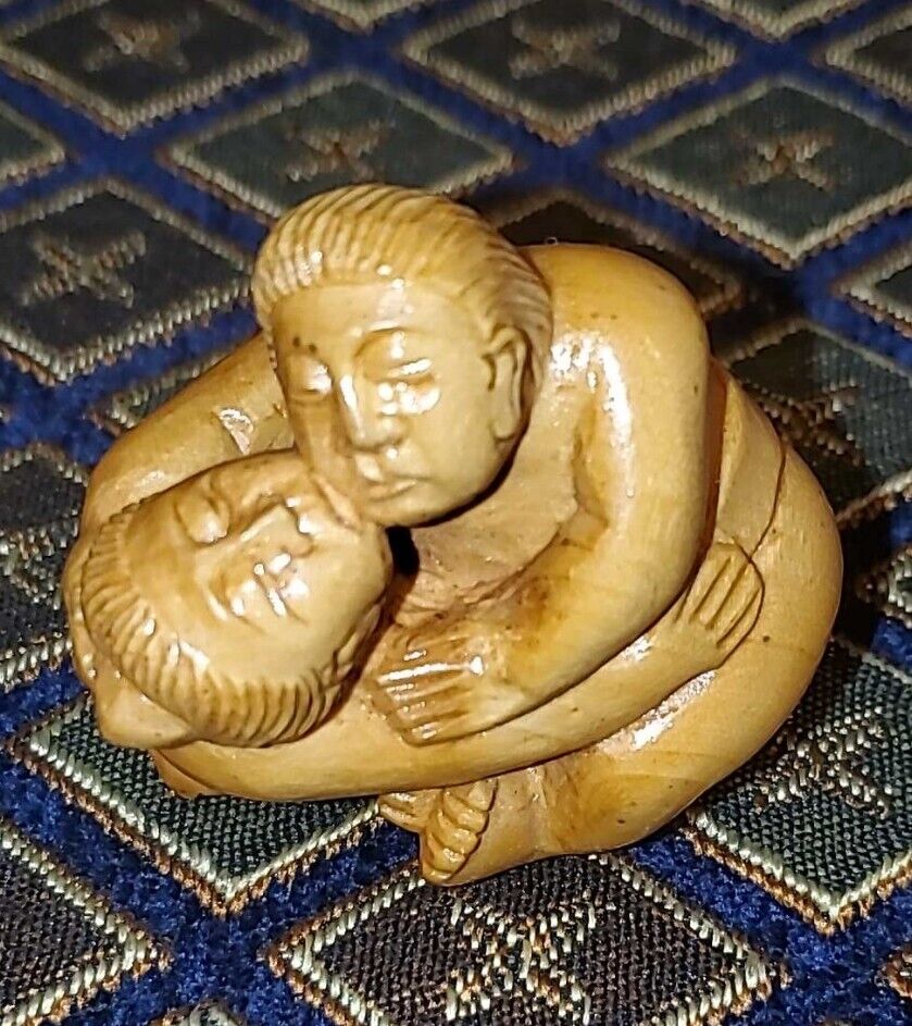 Netsuke Two Sumo  Wrestlers Well Carved Boxwood Signed
